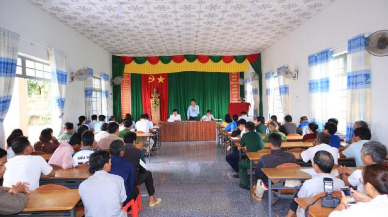 Đưa dịch vụ hành chính công về thôn ấp để phục vụ người dân tốt hơn - Ảnh 5. Đưa dịch vụ hành chính công về thôn ấp để phục vụ người dân tốt hơn - Ảnh 5.