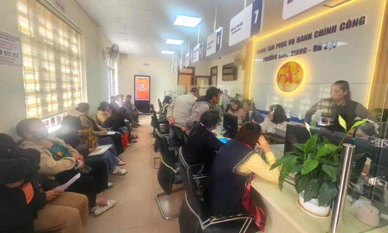 Người dân Xuân Trường – Đà Lạt tưởng hồ sơ bị 'tắc', hiểu ra lại thông cảm- Ảnh 12.