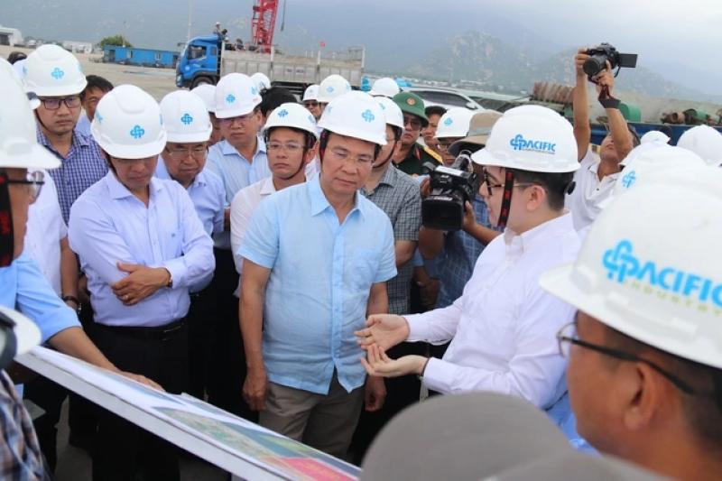 Chủ tịch UBND tỉnh Lâm Đồng Hồ Văn Mười khảo sát dự án rừng dầu Hồng Liêm - Ảnh 6.