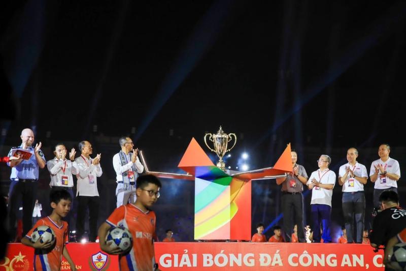 Thủ tướng Phạm Minh Chính dự lễ khai mạc giải bóng đá Công an-Cảnh sát ASEAN  - Ảnh 11.
