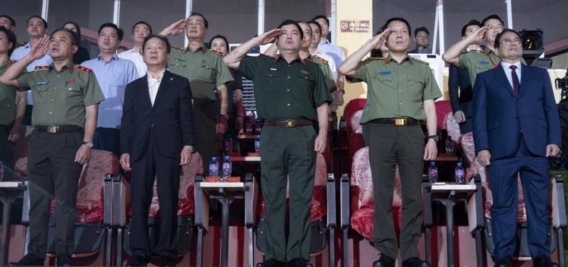 Thủ tướng Phạm Minh Chính dự lễ khai mạc giải bóng đá Công an-Cảnh sát ASEAN  - Ảnh 2.