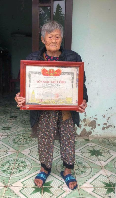 Những người mẹ trăm tuổi đón con 'trở về'- Ảnh 1.