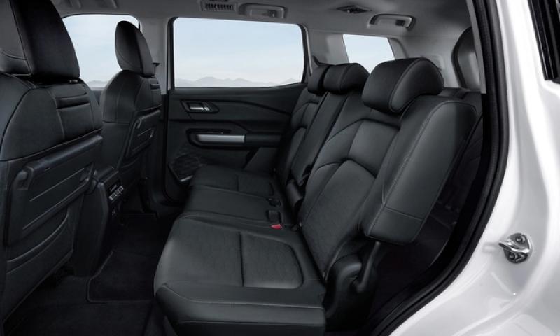 Mitsubishi Destinator lộ diện, khả năng 'thế chân' Outlander khi về Việt Nam - Ảnh 3. Mitsubishi Destinator lộ diện, dễ 'thế chân' Outlander khi về Việt Nam - Ảnh 3.