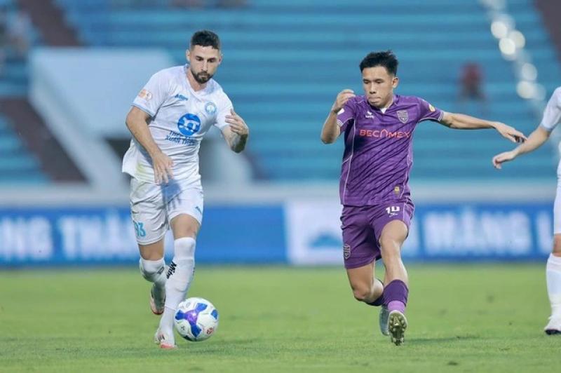 V-League cần mời gọi Việt kiều giỏi: Muốn thắng Malaysia, hãy sử dụng cách này!- Ảnh 3.