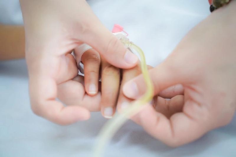 Kỳ tích cứu sống bé trai 10 tuổi bị nhánh cây rơi trúng đầu- Ảnh 2. Kỳ tích cứu sống bé trai 10 tuổi bị nhánh cây rơi trúng đầu- Ảnh 2.