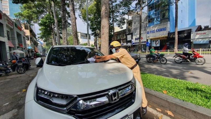 Mượn bằng lái để nộp phạt nguội: Nhiều tài xế 'qua mặt' cơ quan chức năng - Ảnh 1.