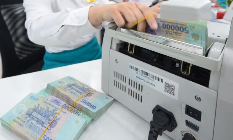 Ngân hàng cho vay trên 17,2 triệu tỉ đồng  - Ảnh 1.