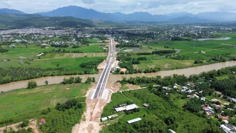 Cầu xây xong, đường chưa nối: Người dân sốt ruột chờ thông tuyến- Ảnh 1.