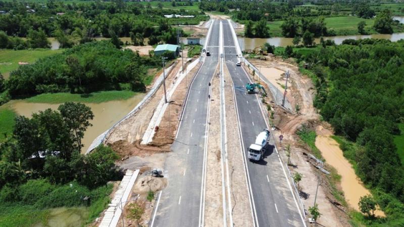 Cầu xây xong, đường chưa nối: Người dân sốt ruột chờ thông tuyến- Ảnh 5.