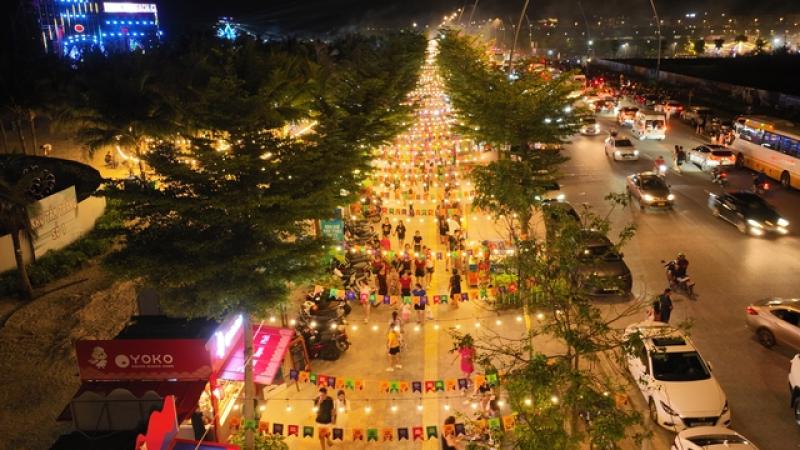 Đổi địa điểm bắn pháo hoa, mở rộng không gian trải nghiệm đêm Bãi Cháy- Ảnh 3.