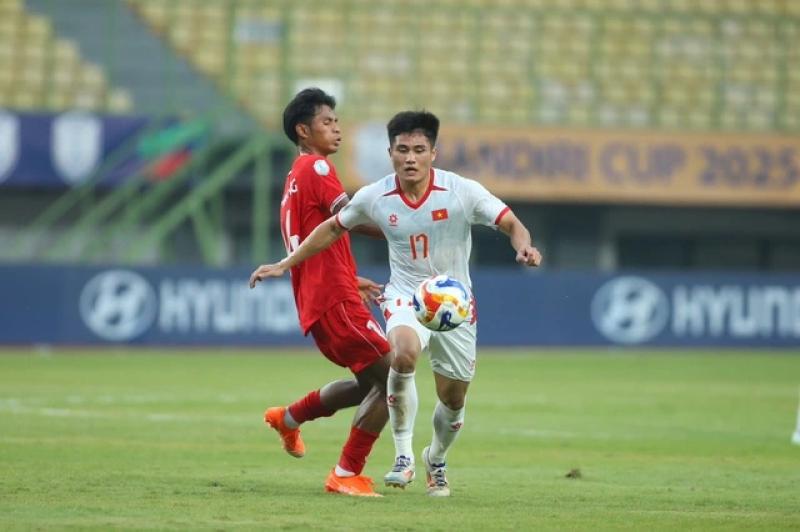 HLV Kim Sang-sik 'giấu bài', U.23 Việt Nam có thể bùng nổ hơn nữa- Ảnh 1.