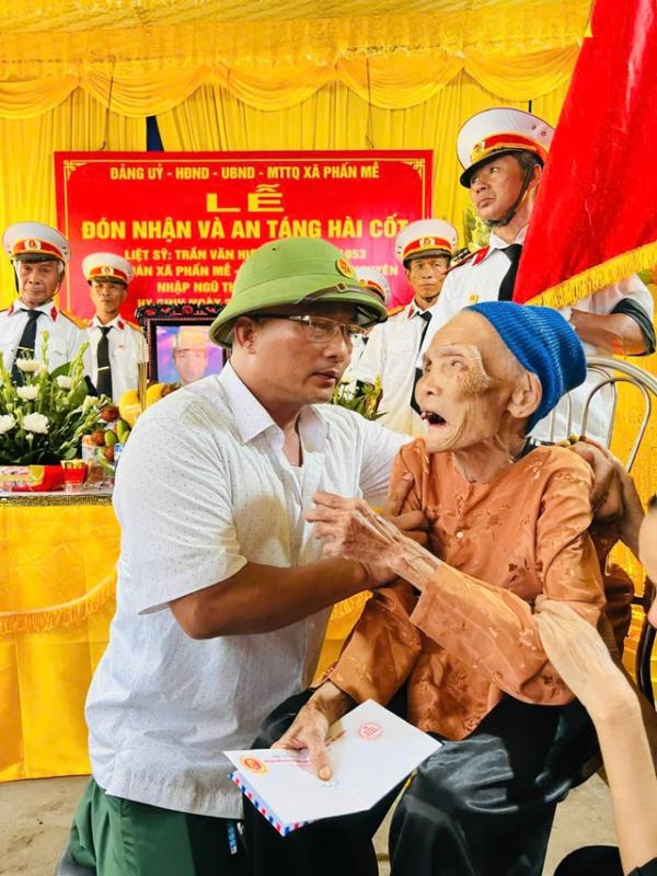 Những người mẹ trăm tuổi đón con 'trở về'- Ảnh 5.