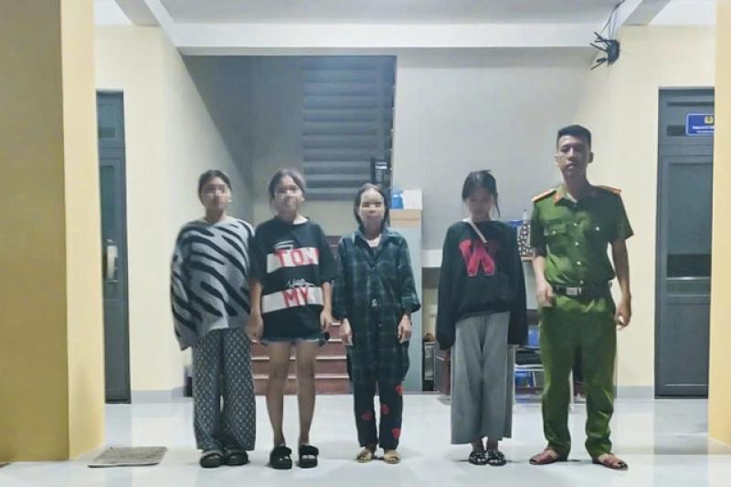 Công an Quảng Ngãi giải cứu 3 bé gái bị dụ dỗ lao động ngoài tỉnh- Ảnh 1.