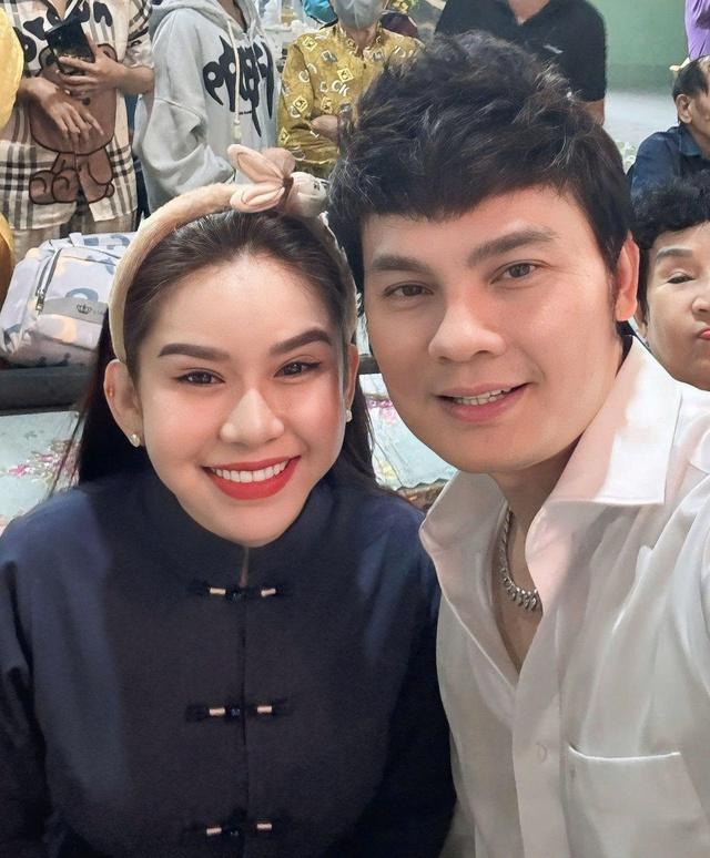 NSƯT Kim Tiểu Long về nước hội ngộ Bình Tinh trong show diễn đặc biệt - Ảnh 2.