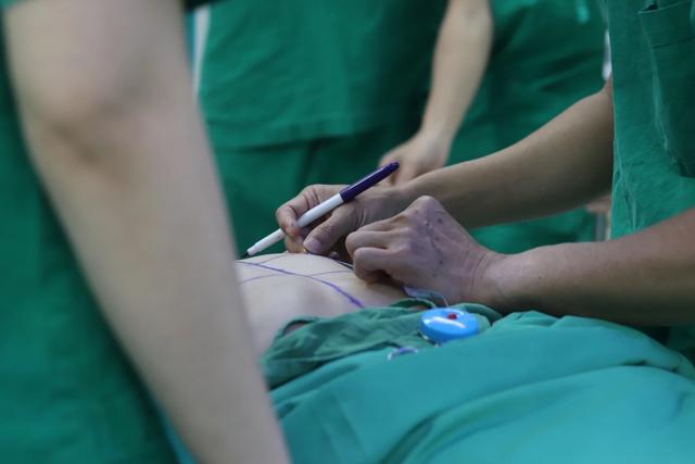 Giải pháp ‘đột phá’ thúc đẩy lành thương và ngừa sẹo sau phẫu thuật thẩm mỹ- Ảnh 1.