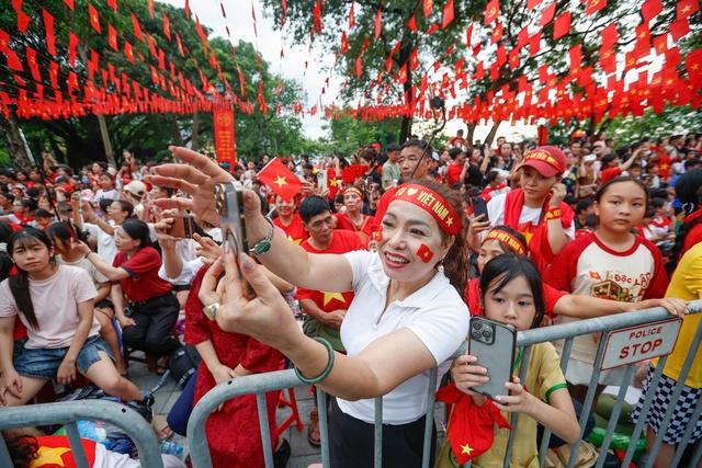 Tổ quốc trong tim ta- Ảnh 3.