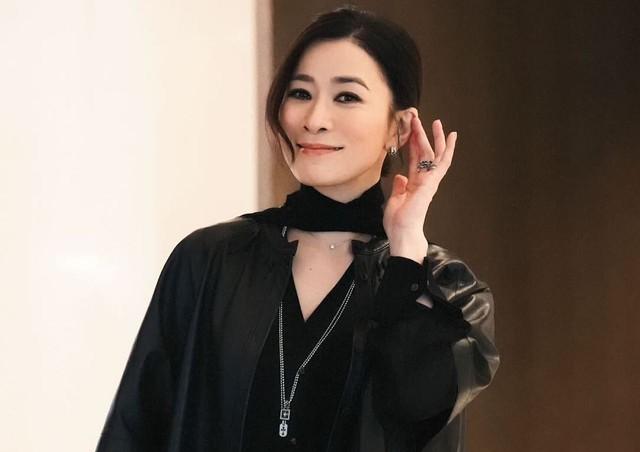 Xa Thi Mạn sống độc thân, tuyên bố 'đang hẹn hò với công việc'- Ảnh 1. Xa Thi Mạn sống độc thân, tuyên bố 'đang hẹn hò với công việc'- Ảnh 1.