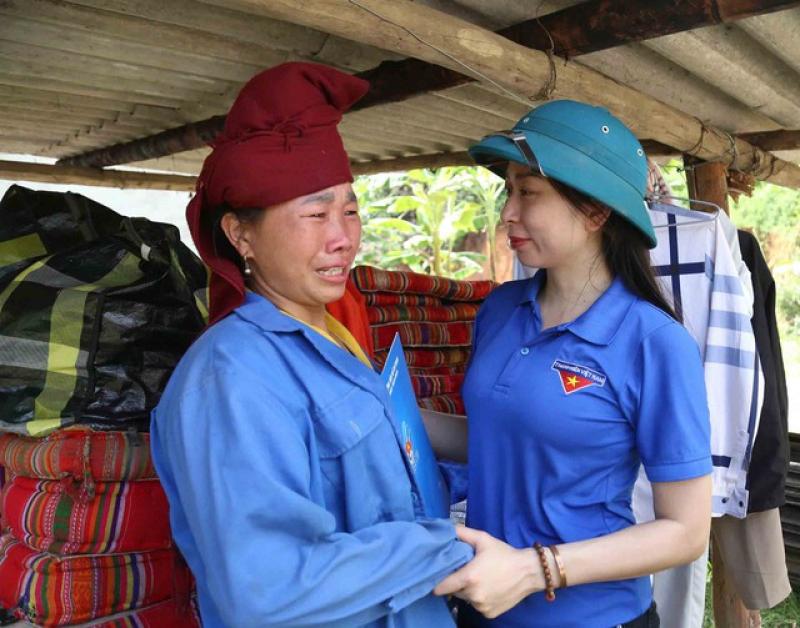 T.Ư Đoàn chung tay hỗ trợ bà con bị thiệt hại do bão lũ ở Sơn La - Ảnh 2.