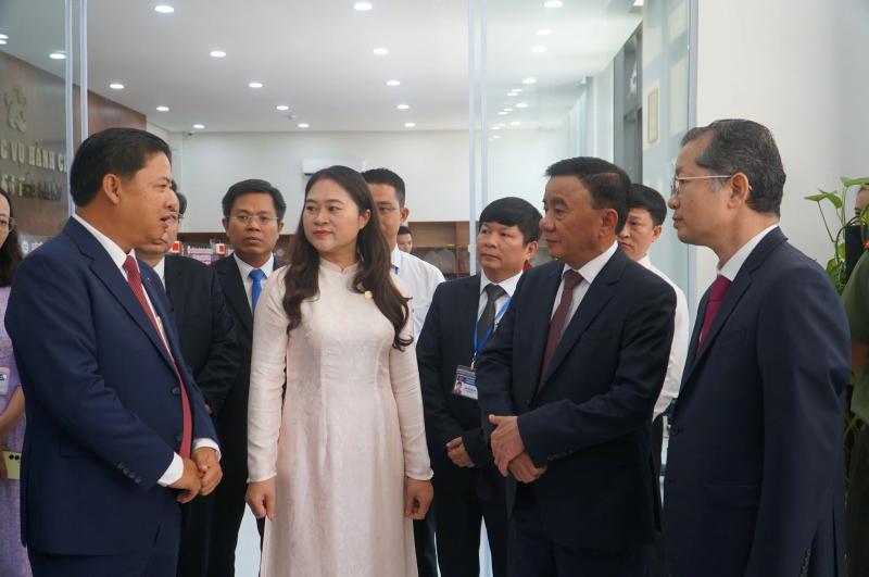 Chủ tịch UBND TP.Đà Nẵng: Khối lượng công việc tăng là cơ hội để cán bộ khẳngđịnhnănglực- Ảnh 4.