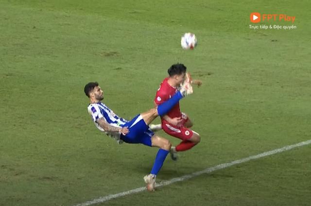 'Messi Thái' rực sáng, CLB CAHN thua cực đáng tiếc tại giải Đông Nam Á: HLV Polking thất thần!- Ảnh 2.