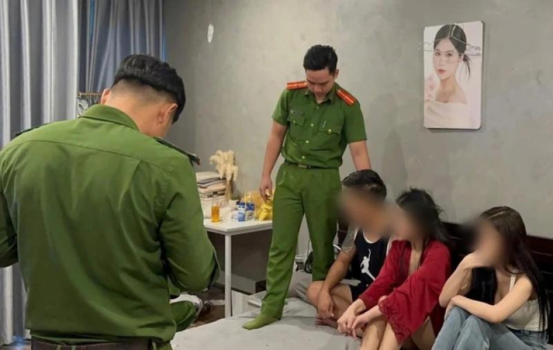 Đà Nẵng: Triệt xóa nhiều vụ tàng trữ, sử dụng trái phép ma túy ven sông Hàn- Ảnh 1.