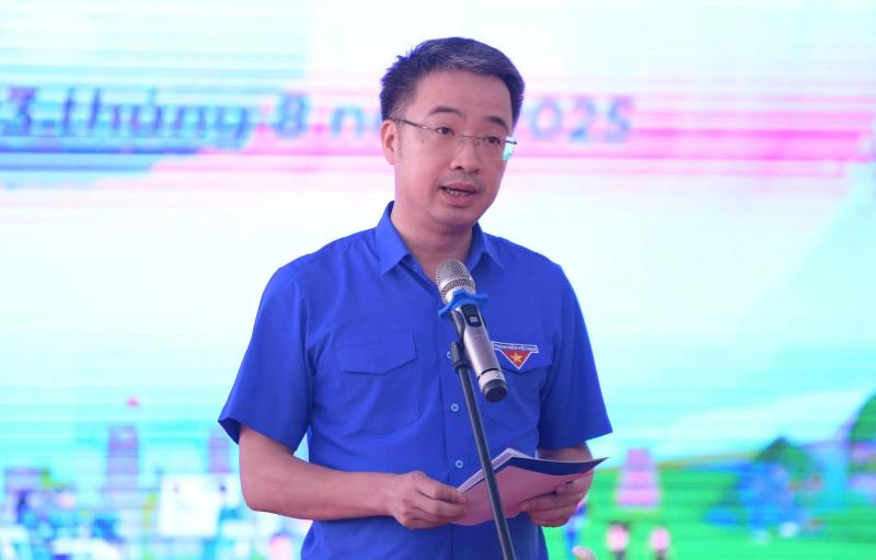 Anh Nguyễn Tường Lâm:Chiến dịch Kỳ nghỉ hồng góp phần xây dựng hình ảnh cán bộ trẻ - Ảnh 2.