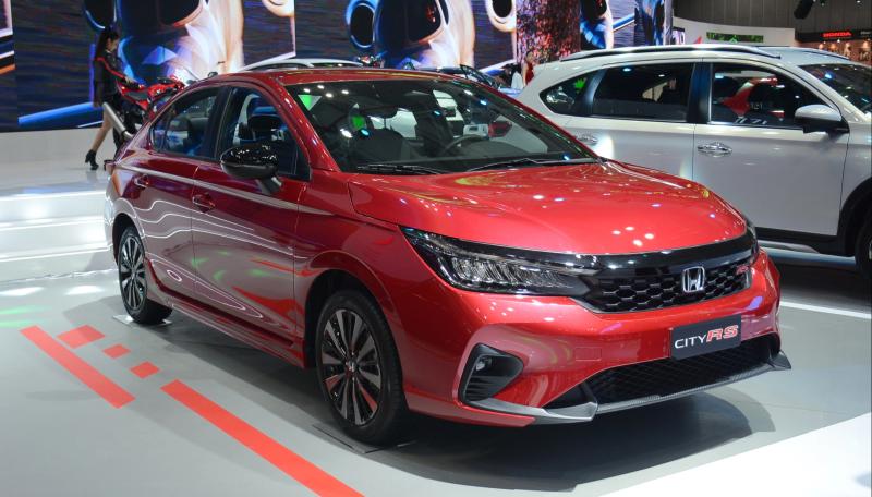 Vì sao tiêu thụ xe sedan tại Việt Nam tăng trưởng trong bối cảnh sức mua giảm? - Ảnh 2.