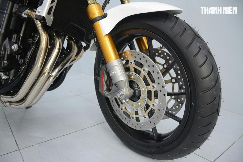 'Hàng hiếm' Honda CB1300SF SP Final Edition về Việt Nam, chưa nóng máy đã có chủ - Ảnh 9.