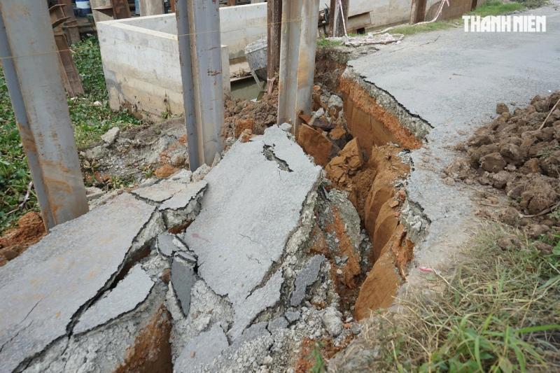 Hiện trường vụ sạt lở nghiêm trọng ngay trước cổng trường học ở Đồng Tháp- Ảnh 4.