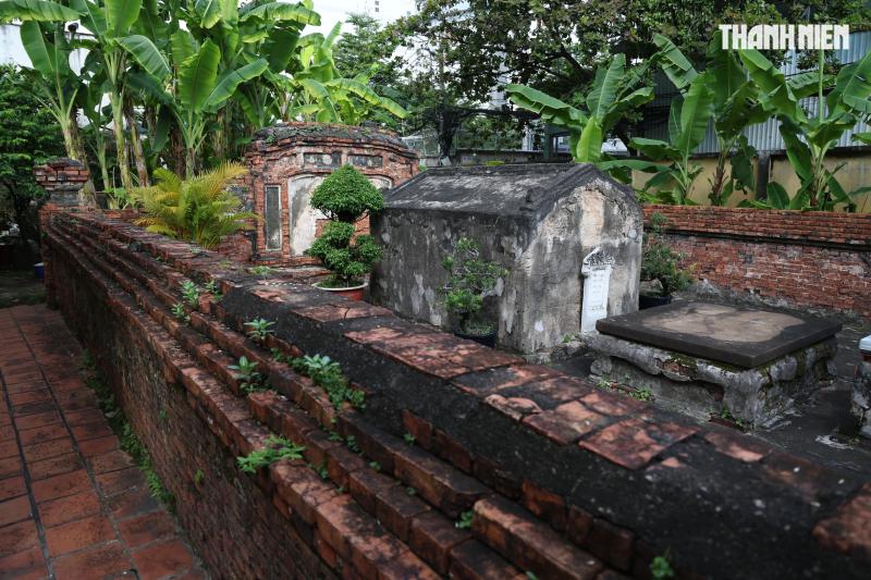 Mộ cổ 198 năm ở TP.HCM, của một 'Ngũ hổ tướng' phò chúa Nguyễn- Ảnh 3.