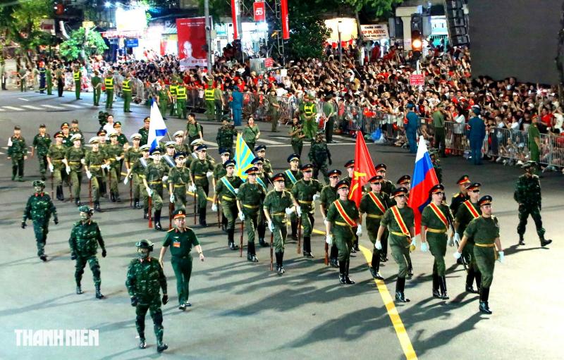Quân nhân Nga , Lào , Campuchia tham gia diễu binh tại Quảng trường Ba Đình - Ảnh 15. Quân nhân Nga , Lào , Campuchia tham gia diễu binh tại Quảng trường Ba Đình - Ảnh 15.