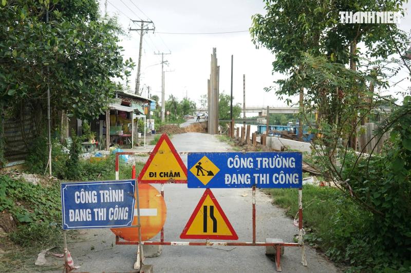 Hiện trường vụ sạt lở nghiêm trọng ngay trước cổng trường học ở Đồng Tháp- Ảnh 9.