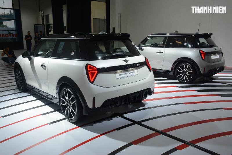 Ô tô hạng sang cỡ nhỏ đậm chất chơi MINI John Cooper Works 2025 có gì mới? - Ảnh 5.