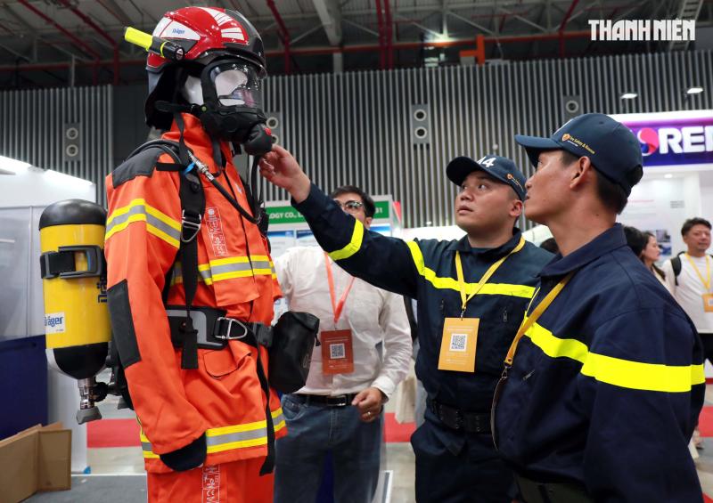 Phải nâng cao kỹ năng cứu nạn cứu hộ cho toàn dân- Ảnh 9.