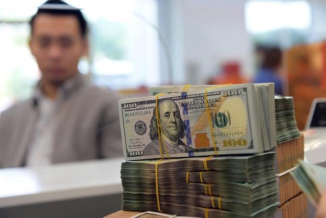 USD giảm, giá vàng vẫn tăng phi mã- Ảnh 2. USD giảm, giá vàng vẫn tăng phi mã- Ảnh 2.