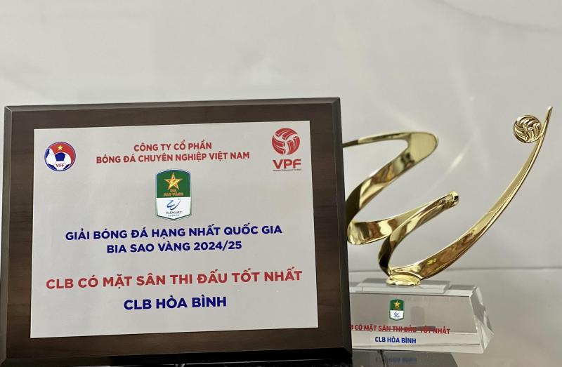 Hòa Bình vẫn đá hạng nhất, VPF mừng hơn bắt được vàng: Xin đổi tên, chuyển sang sân Việt Trì- Ảnh 2. Hòa Bình vẫn đá hạng nhất, VPF mừng hơn bắt được vàng: Xin đổi tên, chuyển sang sân Việt Trì- Ảnh 2.