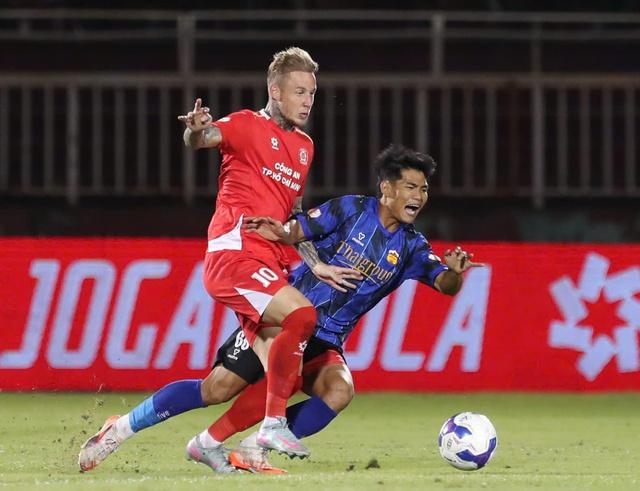 Cuộc đua trụ hạng V-League: Cái tên bất ngờ xuất hiện bên cạnh HAGL- Ảnh 1. Cuộc đua trụ hạng V-League: Cái tên bất ngờ xuất hiện bên cạnh HAGL- Ảnh 1.