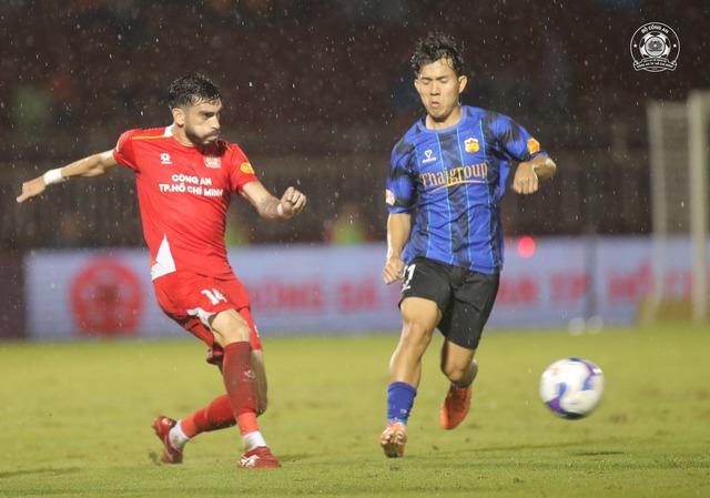 HAGL chưa ghi nổi bàn nào tại V-League 2025-2026: Vì đâu nên nỗi?- Ảnh 2. HAGL chưa ghi nổi bàn nào tại V-League 2025-2026: Vì đâu nên nỗi?- Ảnh 2.