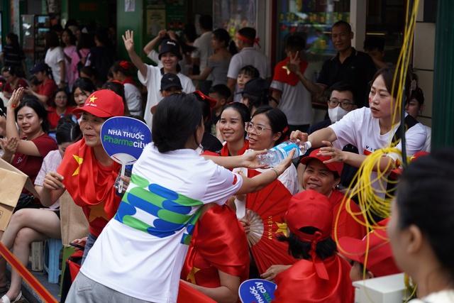 Pharmacity chăm sóc sức khỏe 'khối nhân dân' dịp Đại lễ - Ảnh 2. Pharmacity chăm sóc sức khỏe 'khối nhân dân' dịp Đại lễ - Ảnh 2.