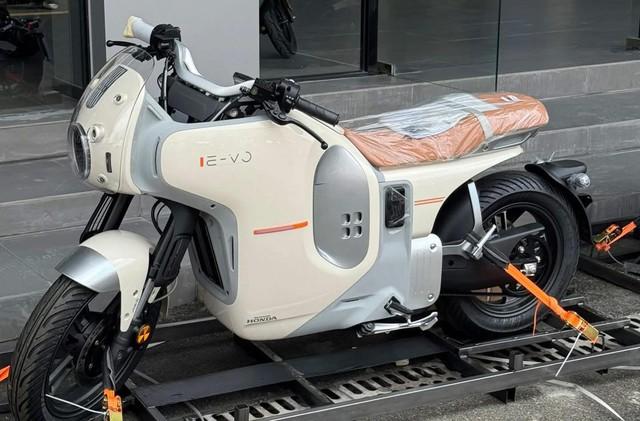 5 xe máy Honda nhập khẩu sắp về Việt Nam, có xe điện sản xuất Trung Quốc - Ảnh 2.