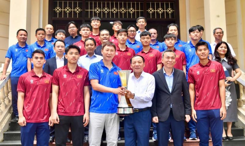 Bóng đá Việt Nam và Trung Quốc đẩy mạnh hợp tác: Chủ tịch VFF, CFA ký kết quan trọng- Ảnh 2.