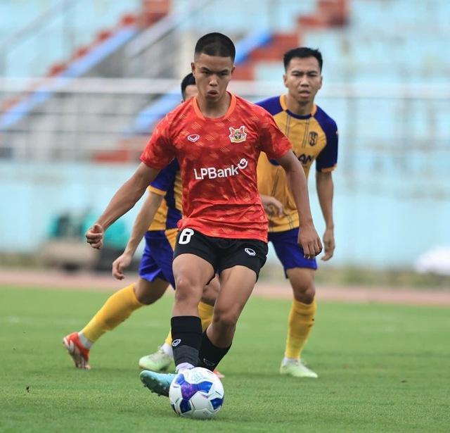 FIFA có động thái đặc biệt giúp HLV Kim Sang-sik, U.23 Việt Nam bung lụa ở châu Á
- Ảnh 1. FIFA có động thái đặc biệt giúp HLV Kim Sang-sik, U.23 Việt Nam bung lụa ở châu Á
- Ảnh 1.