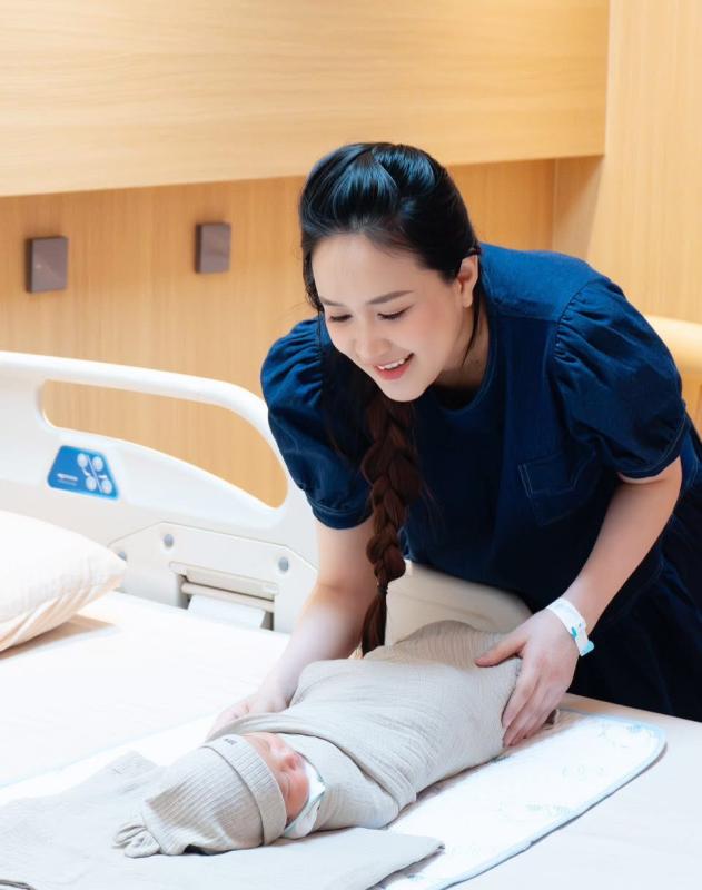Diễn viên Phương Hằng tiết lộ cuộc sống khi làm mẹ ở tuổi 36 - Ảnh 3.