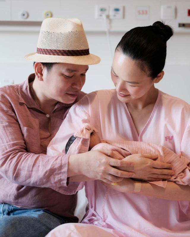 Siêu mẫu Tuyết Lan ‘vượt cạn’ thành công, làm mẹ ở tuổi U.40 - Ảnh 1.