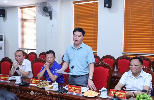 Chủ tịch VFF thăm LĐBĐ Thanh Hóa, mong có thêm tài năng cho đội tuyển quốc gia- Ảnh 2. Chủ tịch VFF thăm LĐBĐ Thanh Hóa, mong có thêm tài năng cho đội tuyển quốc gia- Ảnh 2.