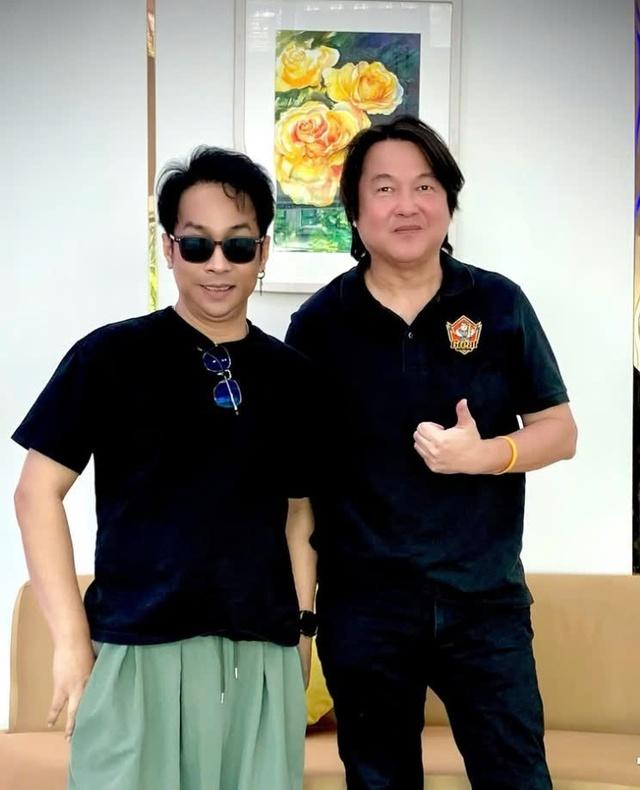 Nam ca sĩ The Voice đột quỵ phải nhập viện khẩn cấp - Ảnh 1. Nam ca sĩ The Voice đột quỵ phải nhập viện khẩn cấp - Ảnh 1.