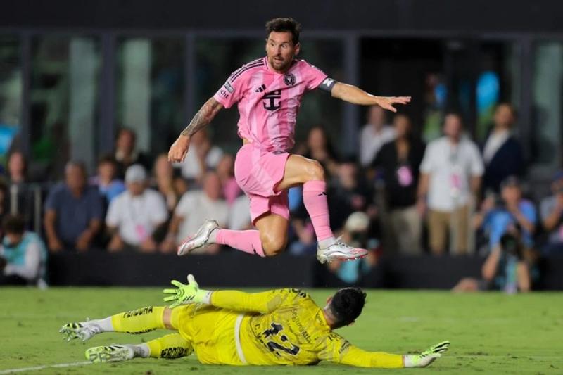 Son Heung-min nhận tin cực vui trước trận ra mắt, tạo hiệu ứng như Messi- Ảnh 2. Son Heung-min nhận tin cực vui trước trận ra mắt, tạo hiệu ứng như Messi- Ảnh 2.