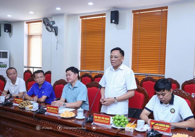 Chủ tịch VFF thăm LĐBĐ Thanh Hóa, mong có thêm tài năng cho đội tuyển quốc gia- Ảnh 3. Chủ tịch VFF thăm LĐBĐ Thanh Hóa, mong có thêm tài năng cho đội tuyển quốc gia- Ảnh 3.