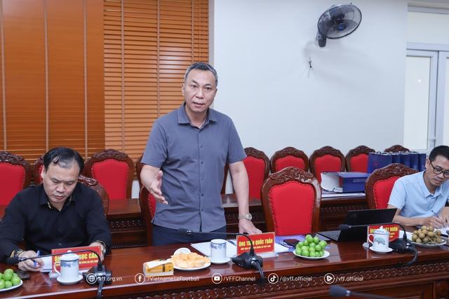 Chủ tịch VFF thăm LĐBĐ Thanh Hóa, mong có thêm tài năng cho đội tuyển quốc gia- Ảnh 4. Chủ tịch VFF thăm LĐBĐ Thanh Hóa, mong có thêm tài năng cho đội tuyển quốc gia- Ảnh 4.