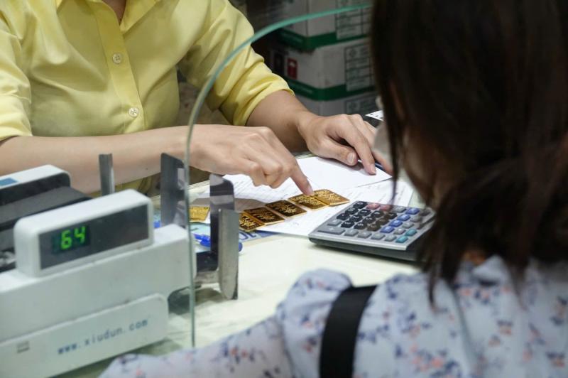 Xóa độc quyền, bao giờ có thêm nguồn cung vàng?- Ảnh 1. Xóa độc quyền, bao giờ có thêm nguồn cung vàng?- Ảnh 1.